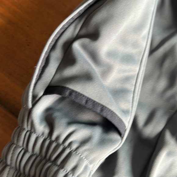 Gray Under Armour Sweatpants Sz: M - Picture 8 of 8